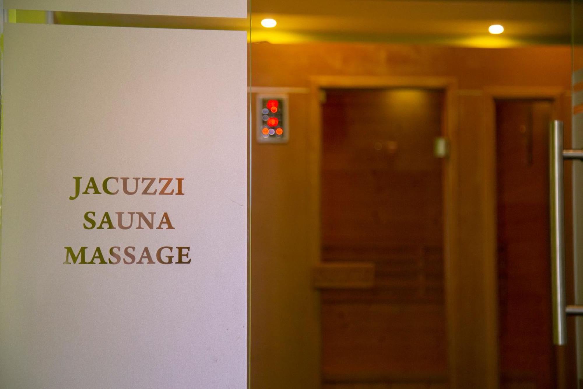 Hotel Ambasador Мамая Экстерьер фото