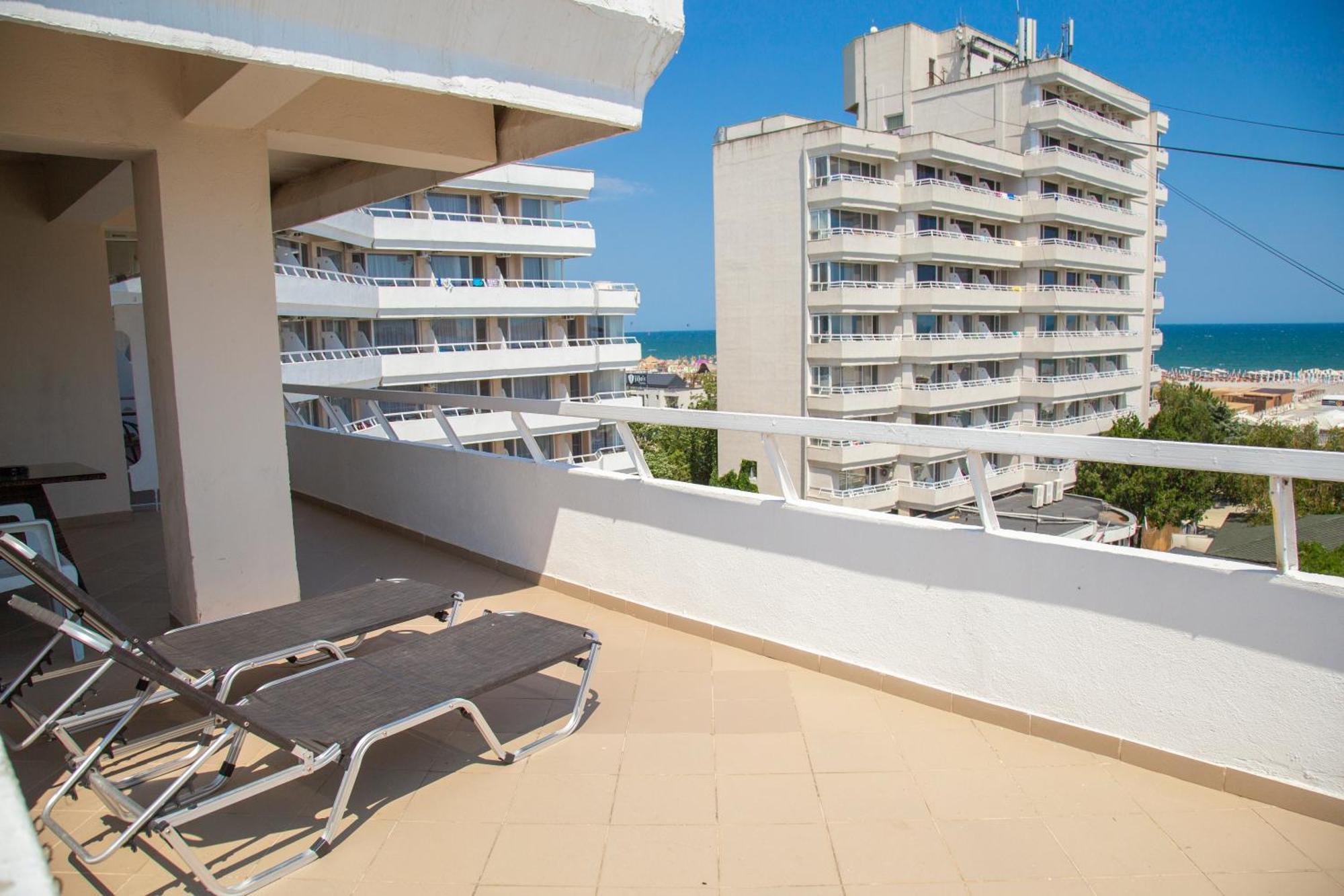 Hotel Ambasador Мамая Экстерьер фото