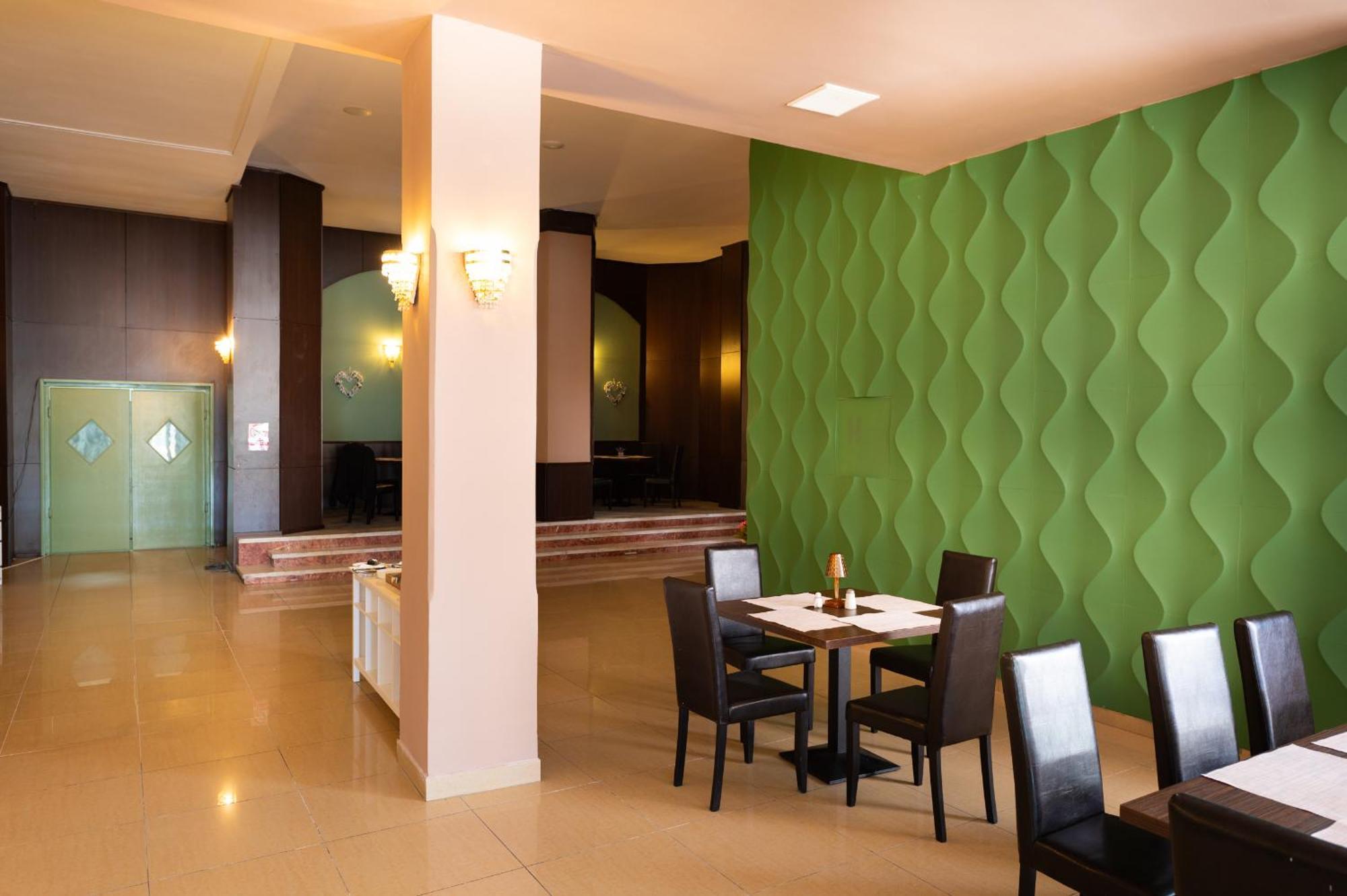 Hotel Ambasador Мамая Экстерьер фото